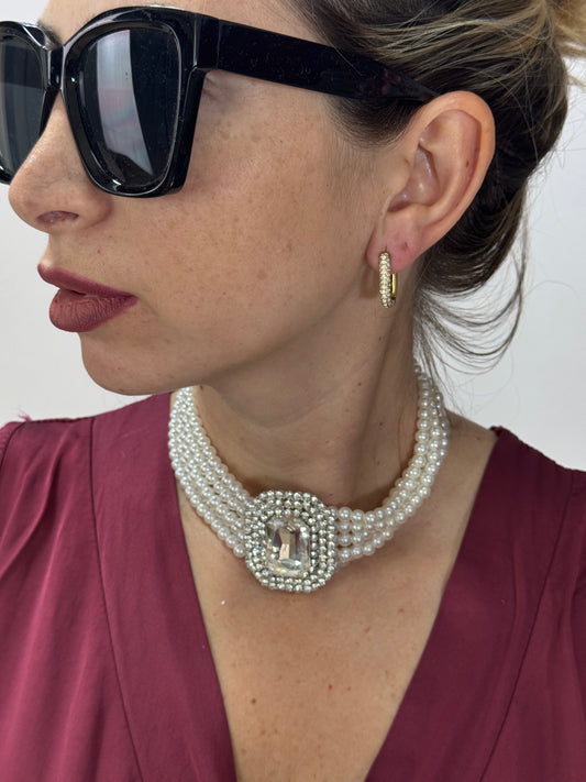 COLLANA CON PIETRA E PERLE