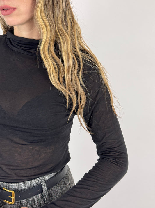 MAGLIETTINA CASHMERE COLLO ALTO NERA