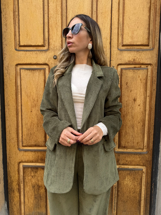 TAILLEUR VELLUTO VERDE MILITARE