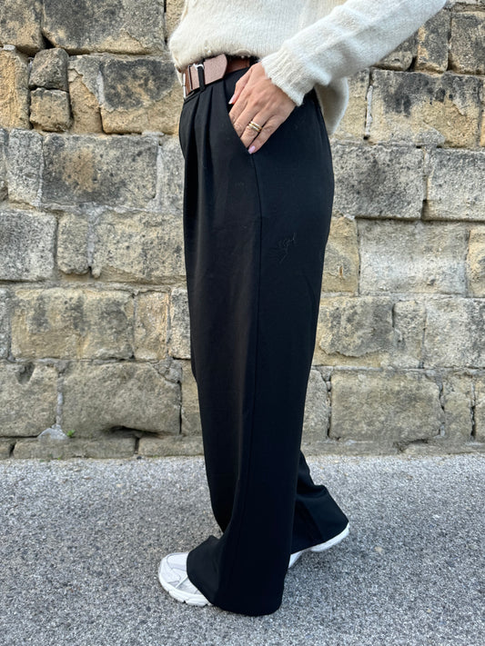 PANTALONE MEZZO CINTURINO NERO