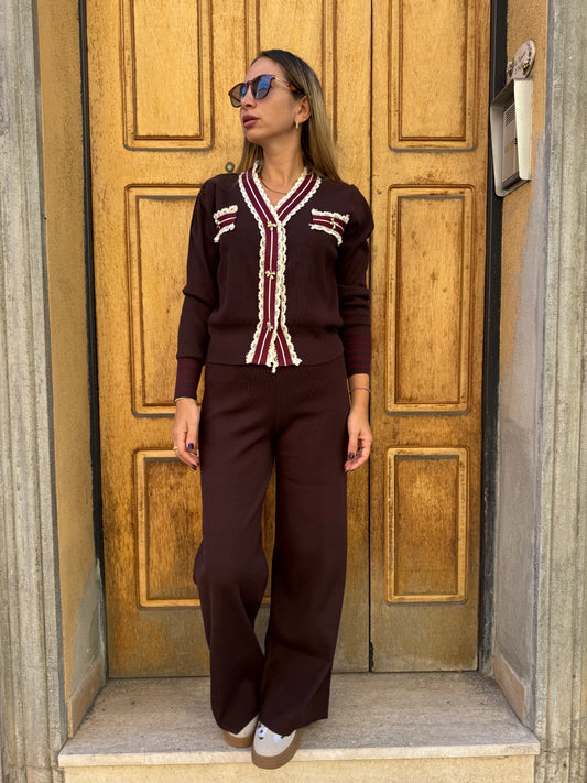 COORDINATO FIOCCHI E RICAMI