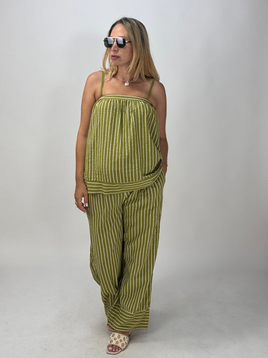 COORDINATO VERDE A RIGHE