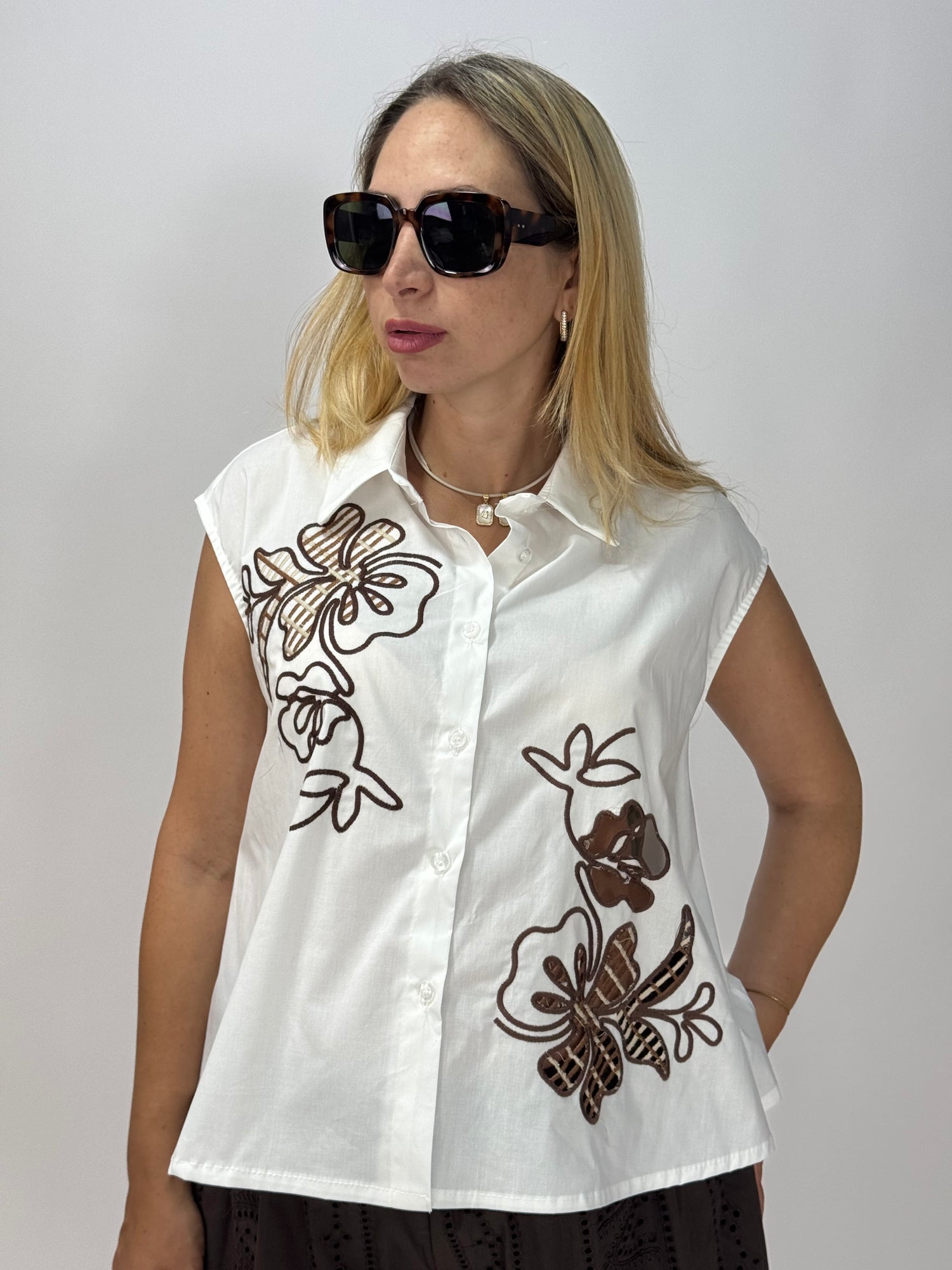 Maglioncini, T-shirt e camicie curvy