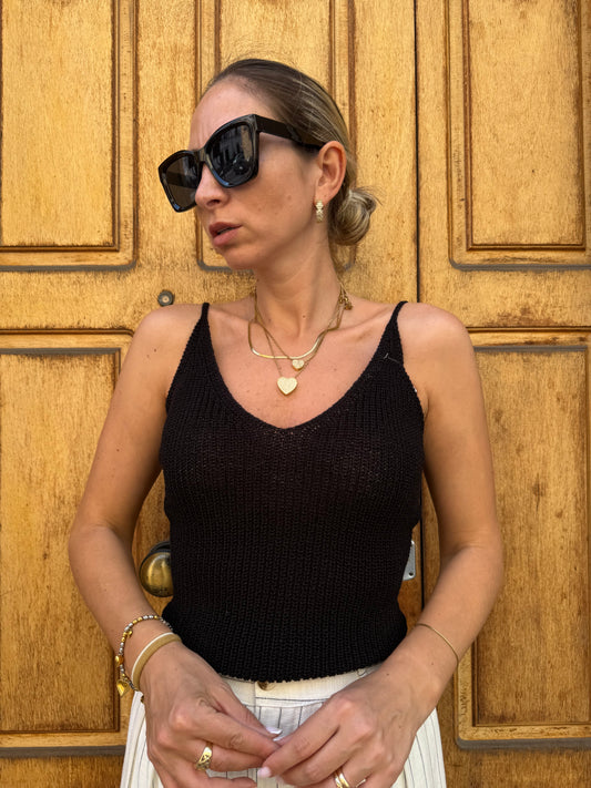 TOP IN FILO NERO