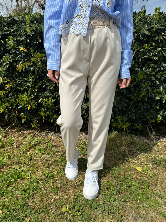 PANTALONE CON CINTURINO